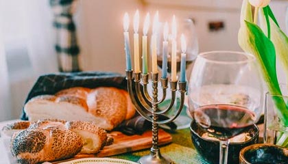 西甲-奥尔莫莱万破门加西亚献神扑 巴萨2-0西班牙人